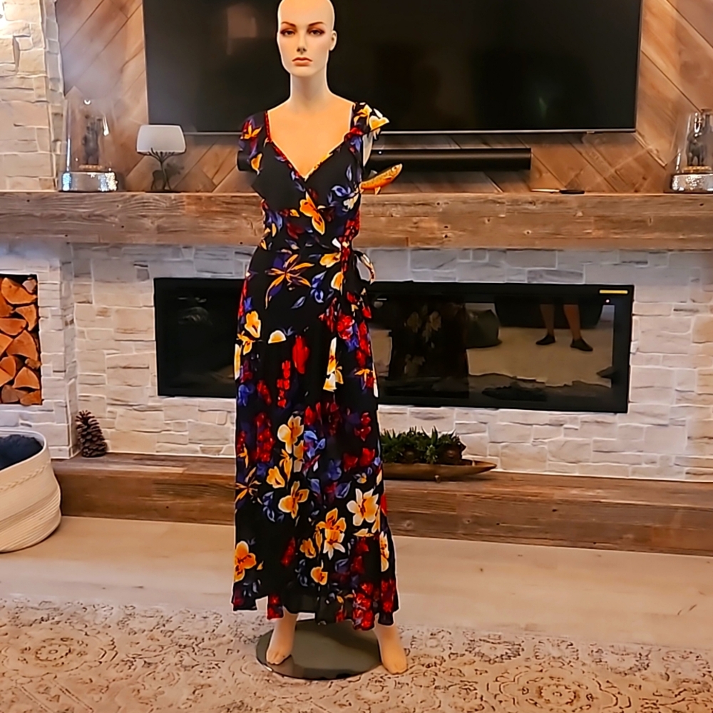 NWT maxi Dress